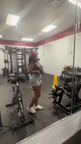 #bodypositivity #GymTok #momtok #Fitness #mondaymotivation 