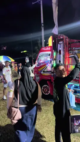 Piye jane konsepe iki alodine cah” podo ngumpul🫶🤗🤗#imaproduction #fypシviral #karnavalmadurejo2025@Angelita Septianaa @ESSCO Vink @yt:MahardikaJR🩴 