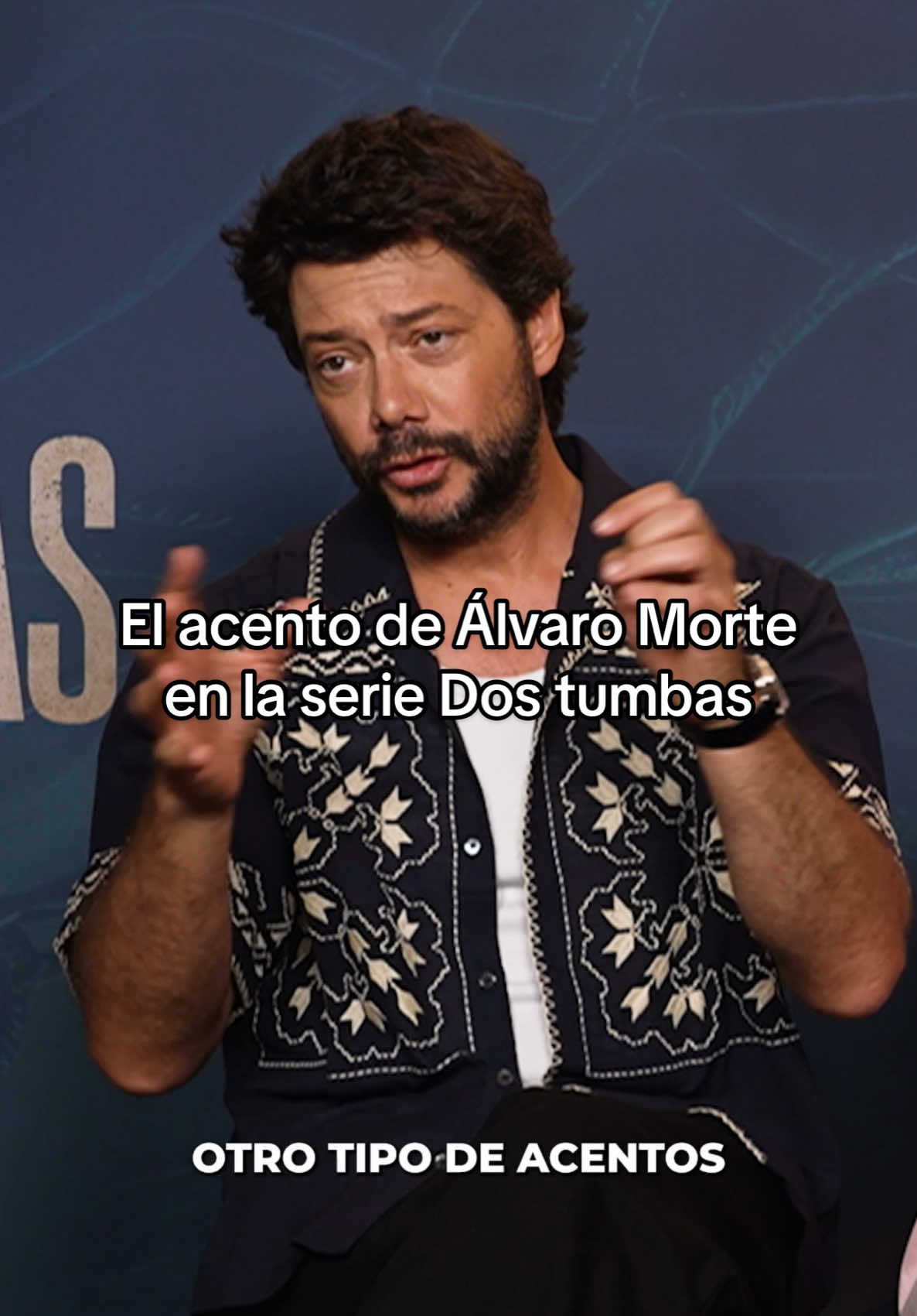 Si ya has visto Dos tumbas, seguro que te ha llamado la atención el acento andaluz de Álvaro Morte en esta miniserie que se acaba de estrenar en Netflix. Así nos contaba en una entrevista cómo fue trabajar en él. #alvaromorte #dostumbas #netflix #serie 
