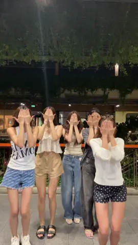 Having fun day with best friends 💖😍💙🩵  @Charlotte A. @Nampetch ดาราสาว (1.4M)💎 @Marima @Baitoey Aksorn☘️ (บต.ขอแชร์) 