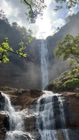 UNREAL🥹🫶🏻 #curugcikanteh #geoparkciletuh #sukabumi #jawabarat #curugsodong 