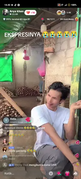 bapak yang di belakang tolong wakilin dong sesekali timpuk arya pake singkong 🤣 #aryakhan #pinkanmambo #trending #fyp #ngakak  @aryakhan.official 