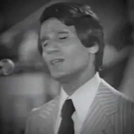 أي شيء بالأستوديو أجيبة وأخلية حرفيًا #تصميم #Sing_Oldies #عادل_إمام #عمري_مانسى_حبيبي #ام_كلثوم