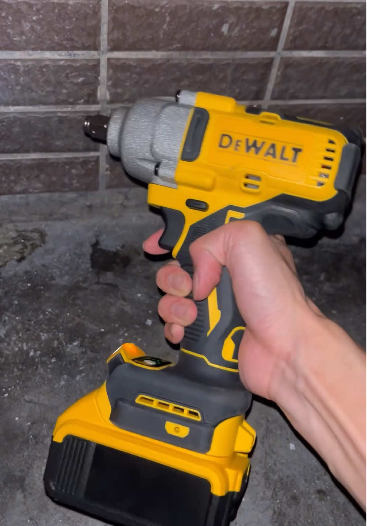 DEWALT DCF900 🔥🔥#dealsforyoudays #tiktokshop #foryou #xyzbva #tiktokshopbacktoschool 