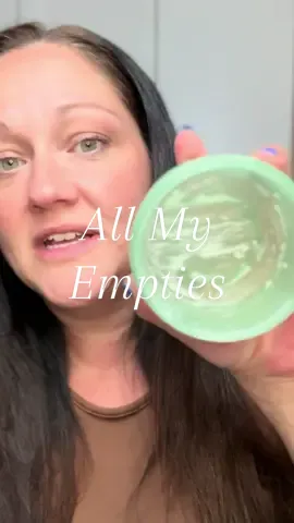 Hopefully you stayed…#emptiesreview #empties #emptiesproducts #showerproducts #emptyproducts 