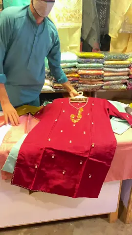 Price 2500🫶❤️ 3PC Silk Available in S.M.L #alyanfashion #salesalesale #mardan #fashion #dresses #fyp #readytowear 