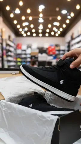 Silom Sepatu Anak Boot Laki Laki #sepatubaru #sepatulakilaki #sepatuviral #sepatupria #fyp 