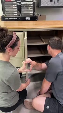 Not often seen are the finishing touches behind the scenes, which should be filmed more because they’re the best part! #FurnitureFlip #furniturerefinishing #FurnitureFlippers 