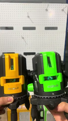 So sánh máy laser akuza x và akuza v con nào đáng mua hơn #maybancos5tiaxanh #maybancos #akuzav #akuzax #canmuclaser 