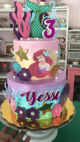 #sirenitaarieldisney #silhouettecameo4 #bizcochodominicano #lamejormasa #suspirodominicano