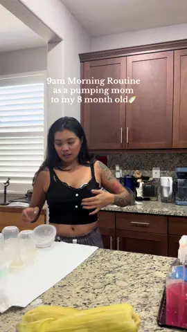 Mommy pumps, daddy pours, and that’s on teamwork with parenting @Mason Muong ❤️ #dadsoftiktok #momoftiktok #pumpingmom #breastmilk #realisticmomlife 