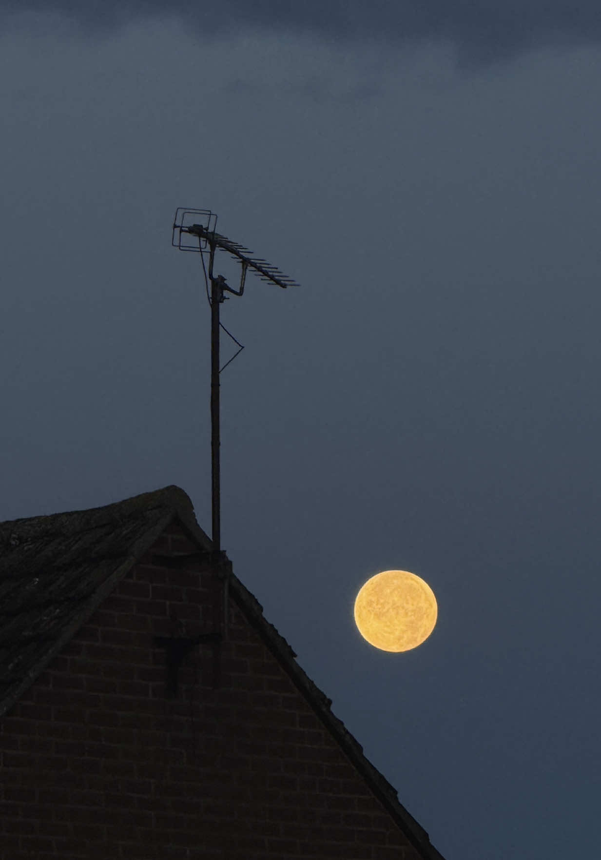 comment your full moon pics 🌙 #moon #fullmoon #moonlight #fyp 