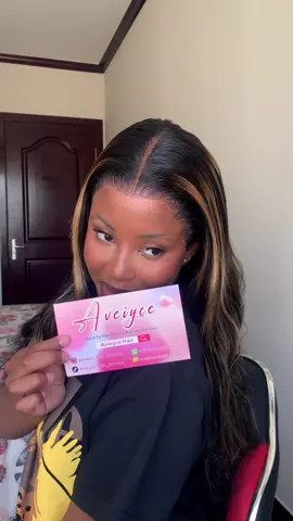 The wig you didn’t know you needed!! 13x6 1b/27 28 inch Highlight Ombre lace front wig. 🔗Link in my bio Use code G9R4R4Y3 to get 5% off @aveiyce_hairofficial #aveiycehair #wiginstall #ombrewig #wiginfluencer 