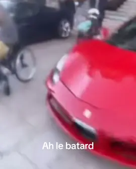 Nan la pauvre ça se fait pas #voiture #drole #pourtoi  #memestiktok 