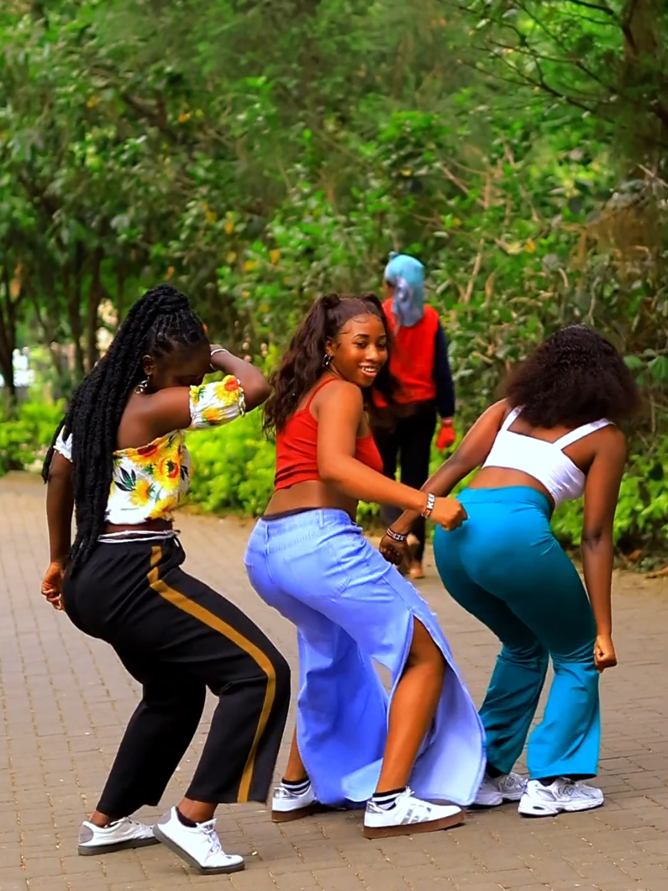 zungusha ..aaah wueee ,🤣🤣🤣🤣hey loves @Immah Odhis💖🌹 @Mary Ann🖤 #fypppppppppppppp #fyp #viralvideos 