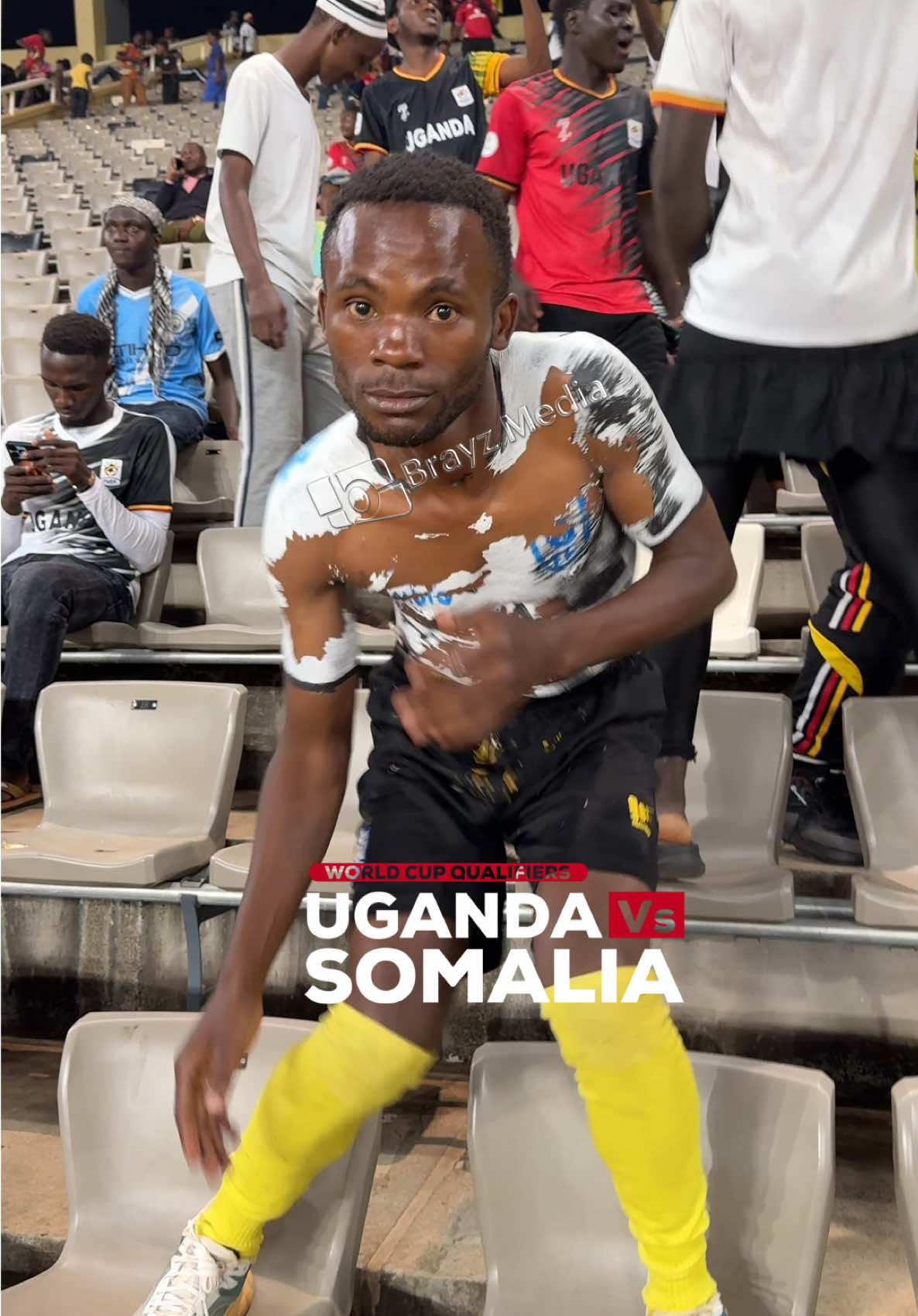 🙌🏟️ Namboole is alive! Fans erupt after Uganda beats Somalia 2-0 🇺🇬🎶 #UgandaVsSomalia #WorldCupQualifiers