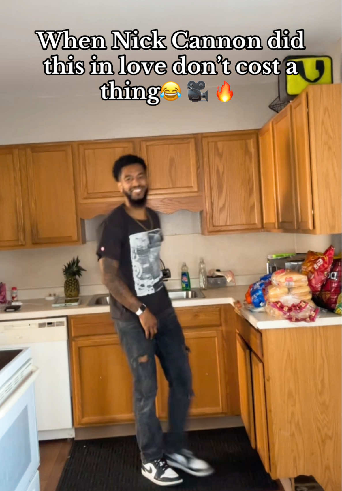 Love don’t cost a thing 😂 🎥 #fyp#foryoupage#fypシ゚viral#trending