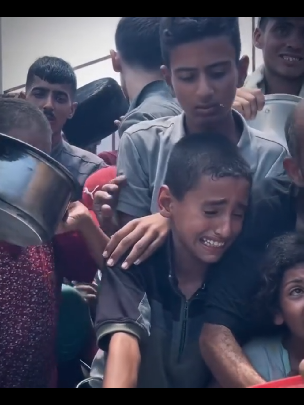 My heart is with my brothers and sisters in Gaza 🇵🇸 . If anyone there needs my help, please reach out to me. You are not alone . I will do whatever I can to stand by you 🇵🇸❤️ #savegazakids #PrayForPalestine #FreePalestine #palastine🇵🇸 #fyppppppppppppppppppppppp 