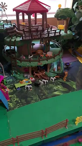 A narrated memory post for you. hope you like it. Cleaning my phone for the start of school in Peablyville tomorrow. Enjoy the memories.  Bye for now.  Love, hugs, & kisses from your Maine family.😁🤗🫶💛 ✍️Darcie Mae  👑🐶🐾Princess Foxy Lady of Peablyville, Maine  🐿🐿Annie and Natalie 