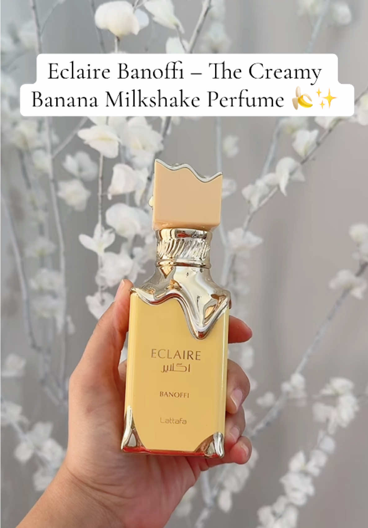 ✨ New drop alert ✨ Lattafa Eclaire Banoffi is giving creamy banana milkshake vibes with hints of dulce de leche, whipped cream, and vanilla. If you’re into banana, you’re definitely going to love this one! 🍌🤍 Such a yummy, soft, milky scent and a beautiful addition to my collection—it’s so different from anything I already own. #lattafa #lattafaperfume #lattafabanoffi #perfume #gourmand 