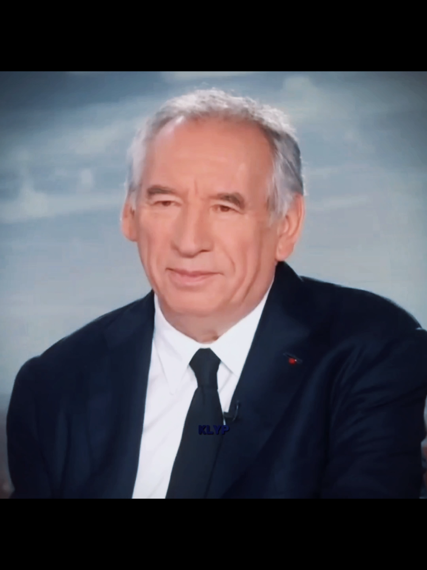 merci pour rien 🙏🏻😍 #francoisbayrou #bayrou #edit #aura #fyp (ps : c'est de l'humour bayrou porte pas plainte contre moi stp)