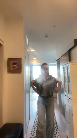 my apt is so bright ily 