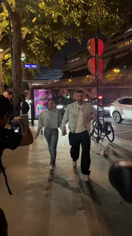 #mpokora avec sa femme #christinamilian à #paris pour le concert de #drake 