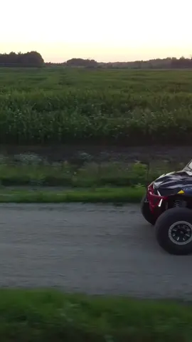 Golden hour!!! Thinks that’s what the nerds call it… #goldenhour #drone #sxs #utv #offroad 