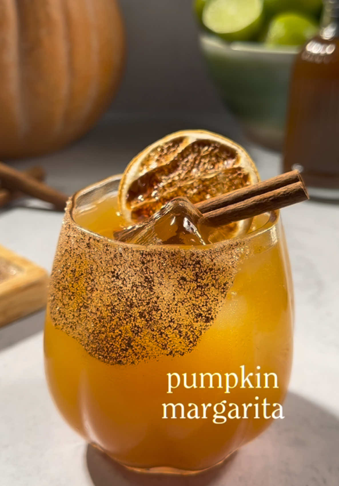 First up on Pumpkin Week, the Pumpkin Margarita! 🎃🍋‍🟩🍂✨ This is one of my all time favorite recipes and I already can’t wait to sip it on repeat. Here’s how to make it: • Pumpkin Margarita • Rim glass w/ pumpkin spice sugar  2 oz tequila .5 oz orange liqueur .75 oz spiced pumpkin syrup .75 oz lime juice Shake w/ ice Strain over ice Garnish w/ dehydrated orange wheel + cinnamon stick Enjoy! #thatsthespirits #pumpkin #pumpkinmargarita #margarita #pumpkinseason    