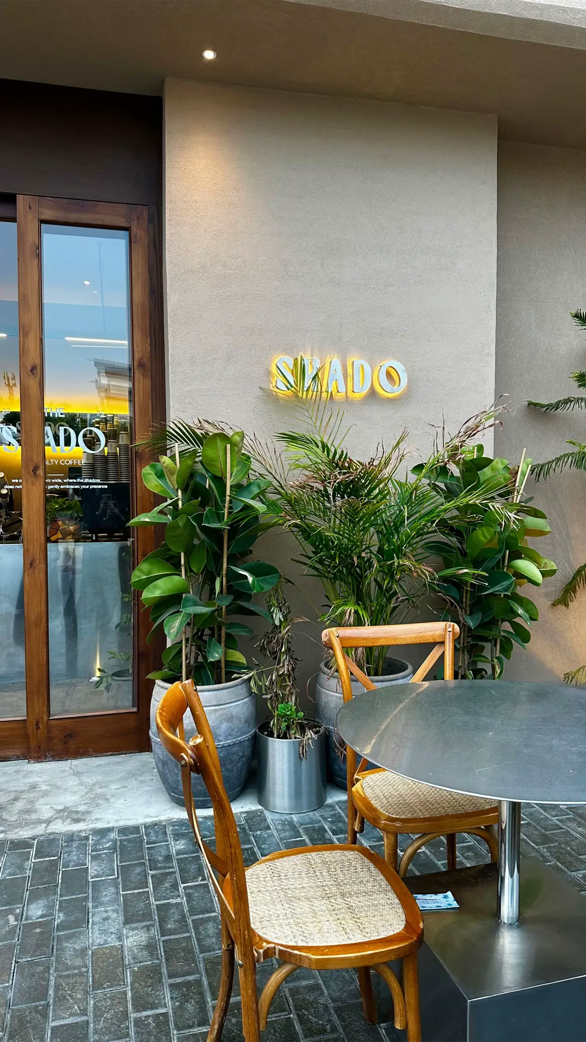 المكان رايق وعرفنا سر هالزحمه قهوتهم ولاغلطه👌❤️#taif #الطايف_الان_اكسبلور #كافيهات_الطايف #شادو_كافيه #اكسبلورexplore 