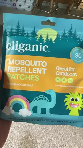 #mosquitos #mosquitorepellant #mosquitorepellantpatches #nomorebugs #nobugsprayneeded 