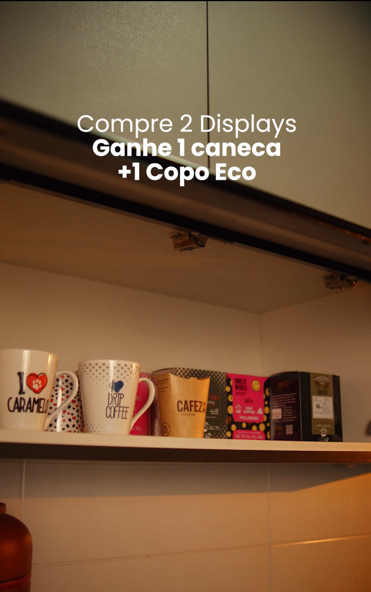 Na CAFEZA acreditamos que o café especial deve estar presente em cada pausa do seu dia, seja para compartilhar ou para apreciar consigo mesmo. Até 30/09 você leva 2 displays você leva 1 caneca Drip Coffee + 1 Copo ECO. Uma oportunidade para reabastecer o estoque, criar novas memórias e redescobrir a cada preparo a leveza de ter o especial sempre ao seu alcance. Acesse o nosso site para garantir essa oportunidade ☕️