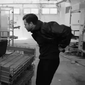 قاتل الملكة 🥶 #tolgasarıtaş 