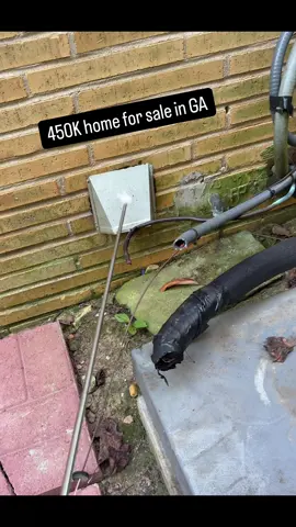 Little hand is coming for the HVAC thief 😂 #homeinspection #homeinspector #homefails #luxuryhomes #homeimprovement 