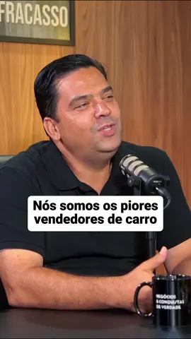 Por isso que me considero um dos piores vendedores de carros que existem (levando em conta a forma tradicional de vender carros) Nós mostramos os defeitos dos nossos carros porque a referência de qualidade é a concessionária e todo cliente já sabe o que esperar de um carro zero km.  Eu trabalho no mercado de oportunidades, então eu explico o motivo do meu carro ter esse desconto e consigo vender muito bem dessa maneira. E aí, qual é a sua opinião?
