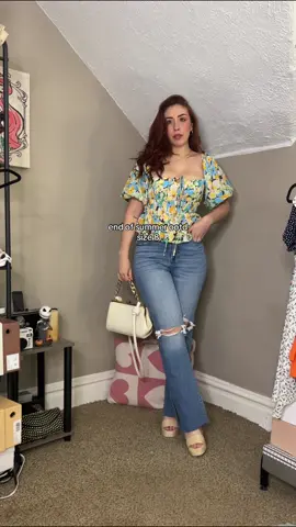 Get ready with me 💐  #endofsummer #OOTD #outfitideas #size8 #outfitinspo 
