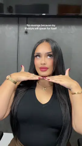 Where my boss babes at ? 🥰🤍 #fyp #business #foryou #boss 