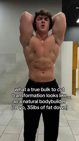 pose per pose comparison bulk versus cut #motivation #transformation 