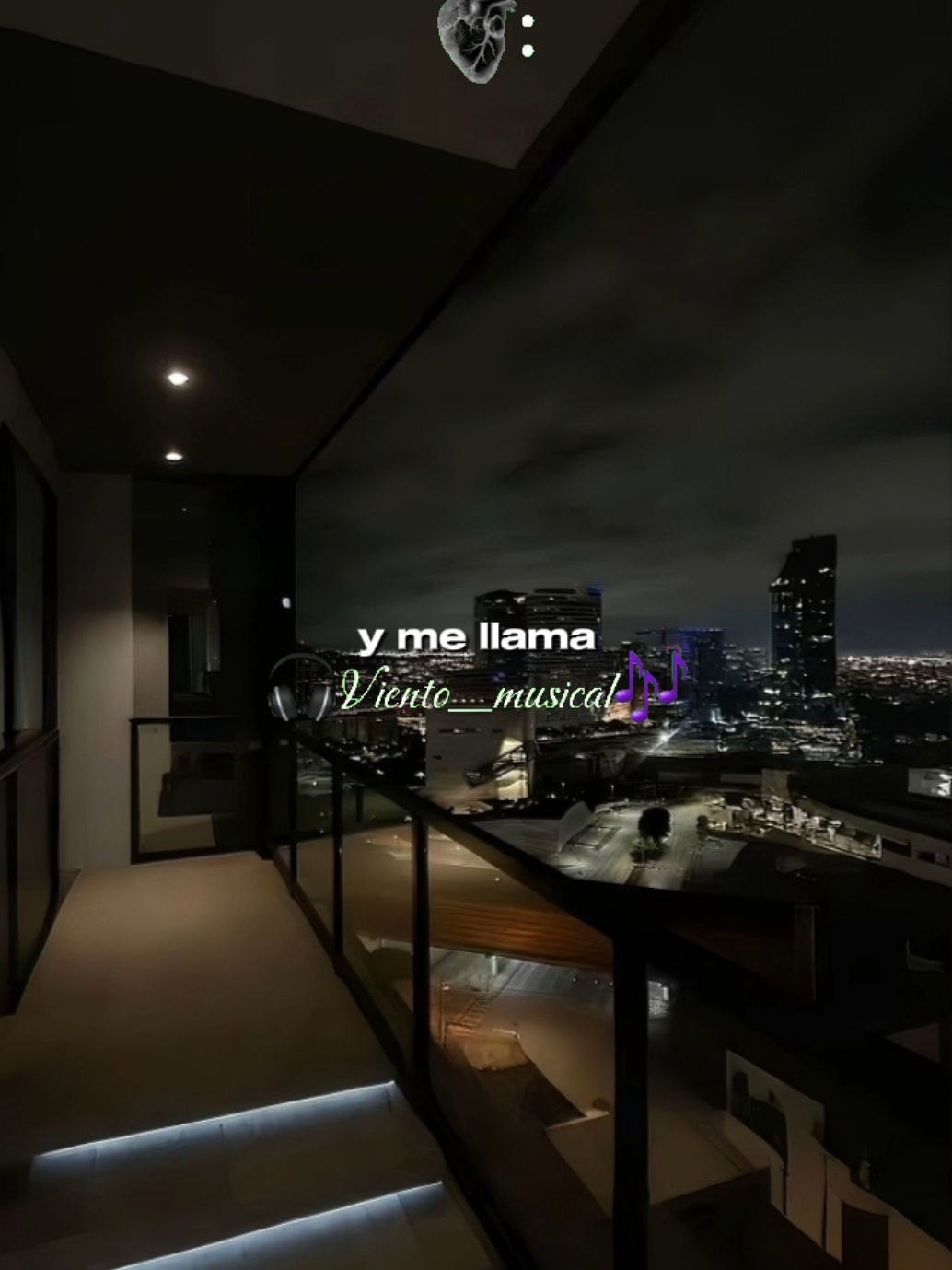 La nueva y la ex🎶 #Daddyyankee #Lyrics #ReggaetonMusic #nowplaying #MusicVideo #MusicLover #Vientomusical 