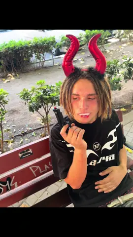 Thanks tik tok for a funny edit edit🤖@FRVRBASTARD@bear 