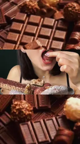 #claycrunchaddict #edibleclay #clayeatingasmr #crunchyclay #claybites 