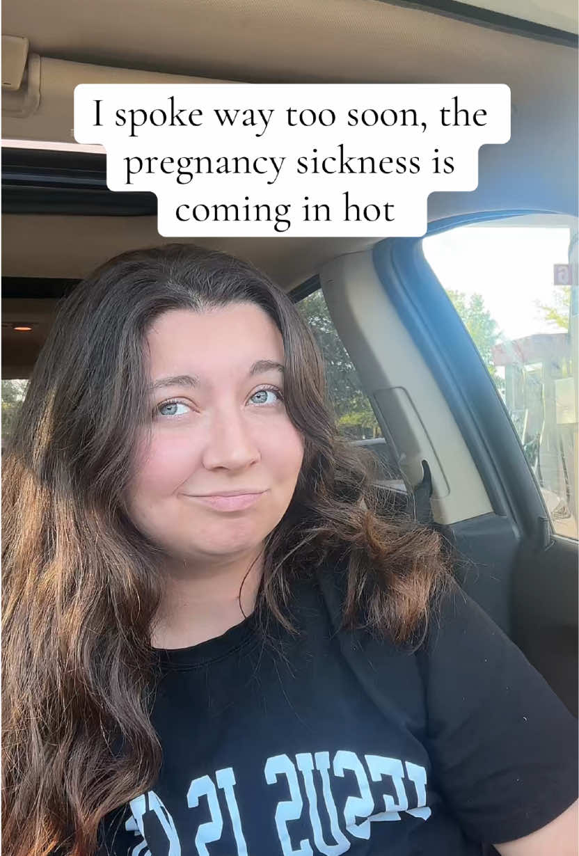 6 Weeksssssss feeling the nausea and exhaustion super strong this week. #pregnancytiktok 