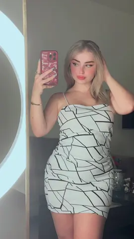 اريد 🙈🥹#اريد_من_عندك_وعد🙂💔 #الشعب_الصيني_ماله_حل😂😂 #fyp #ترند #عراق 