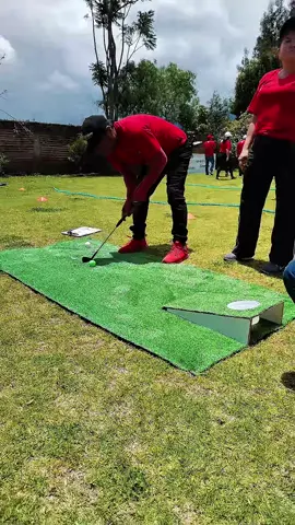Más retos 🦾 la mejor experiencia Team Building by Coach-ers😎 #teambuilding #capacitacion #quito #ambato #viral 
