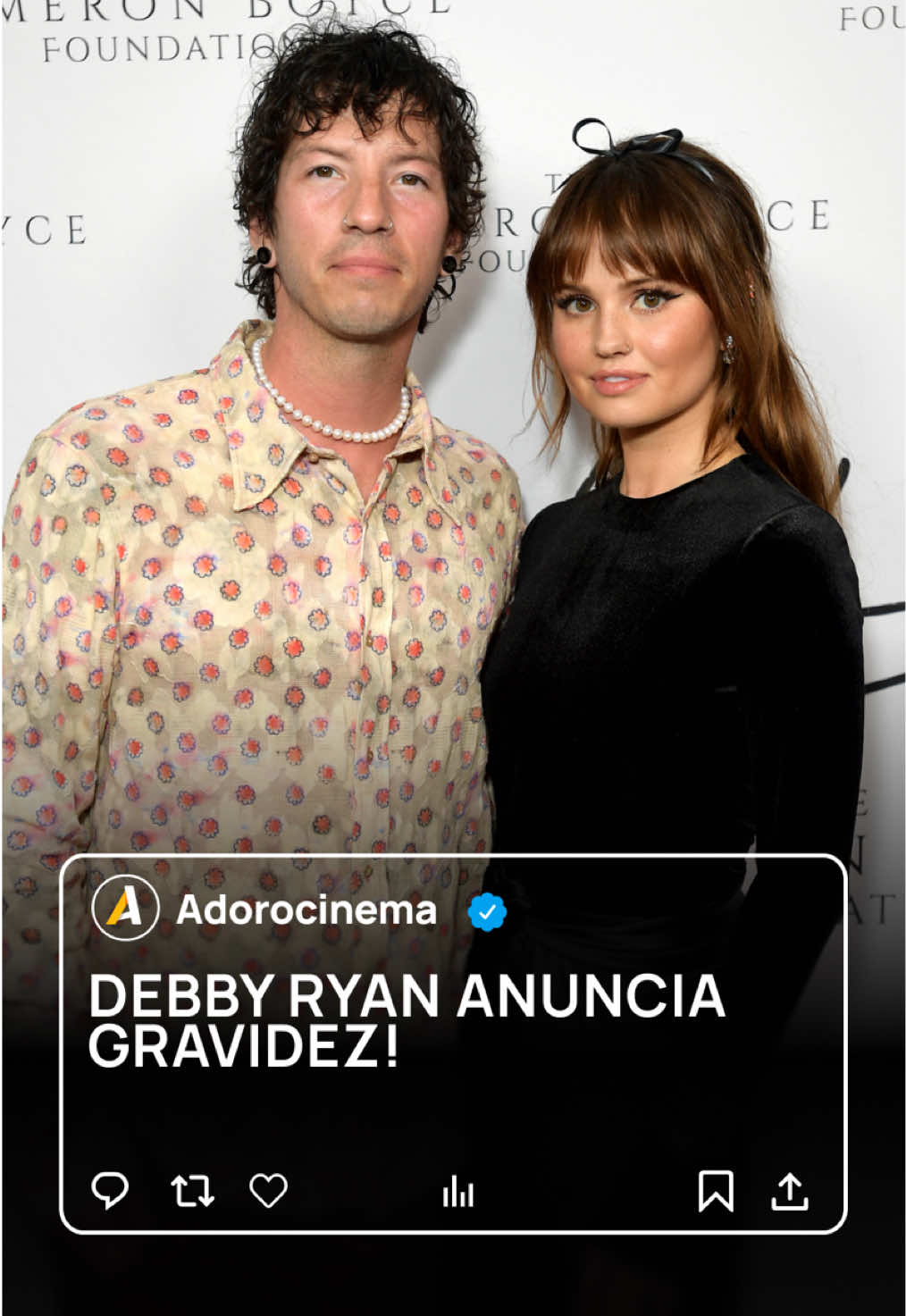❤️ NOVA MAMÃE! A atriz #DebbyRyan anunciou que está grávida de seu primeiro filho, fruto de seu relacionamento com Josh Dun, baterista da banda “Twenty One Pilots”. Que venha com saúde! ❤️ #AdoroCinema #JoshDun #TikTokMeFezAssistir 