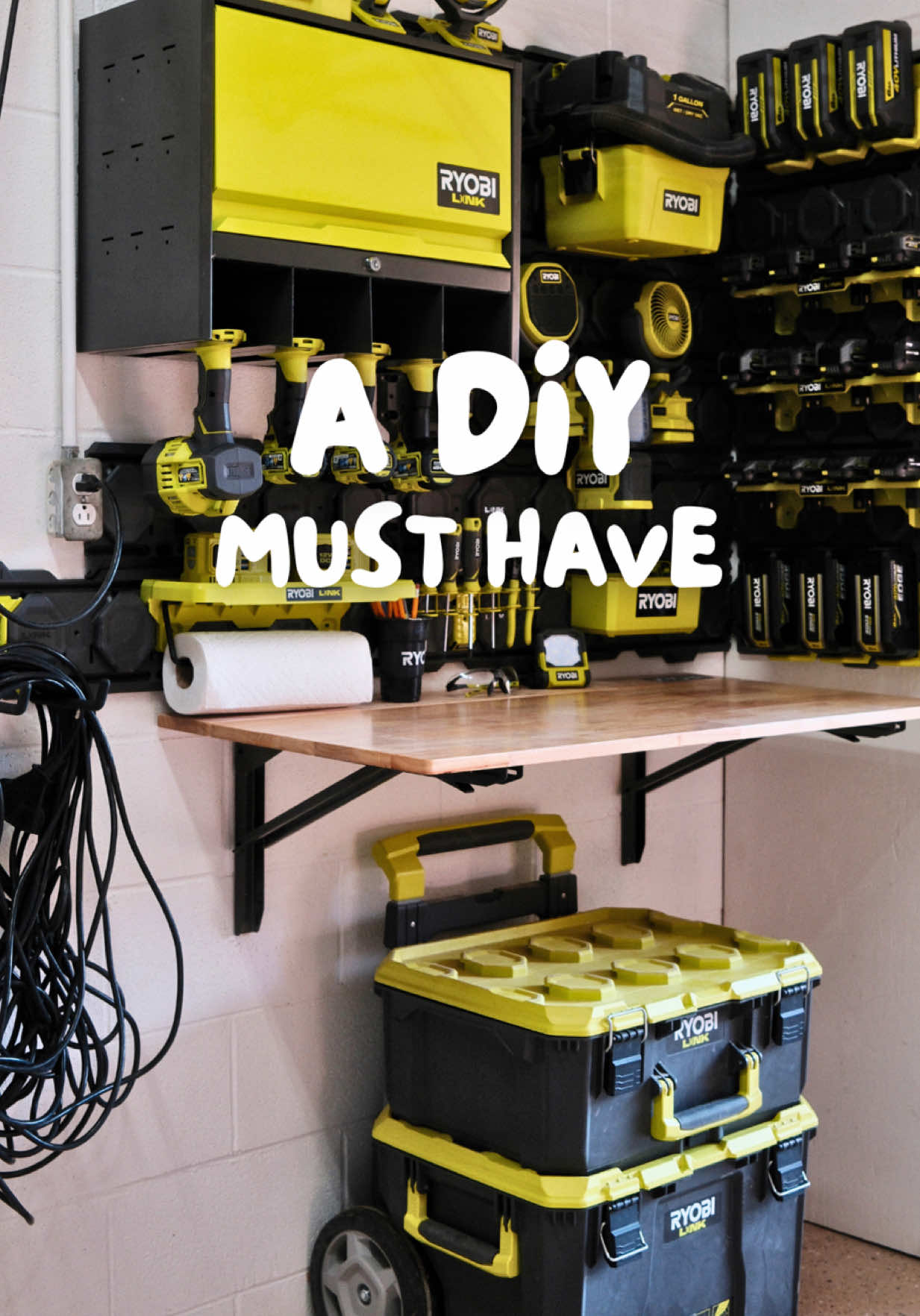 A soft close folding workbench bench?!! Goodbyeeee so smart! #ryobitools #ryobi #DIY #musthave #tooltok #tools 