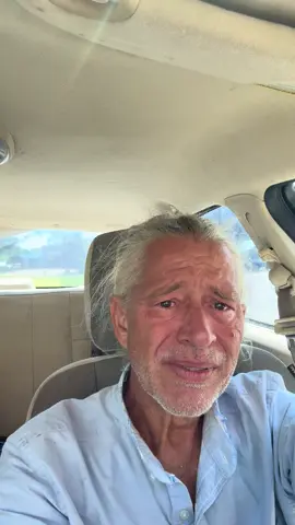 My boss said the wood we needed was by the garage doors! He has 7 garage doors spread over 5 acres so when I ask which ones he lost his mind belittled me and told me to leave and come back when I wanted to work a full day.#Donaldtrump #dubai #taylorswift #queen #dubiachocolate 