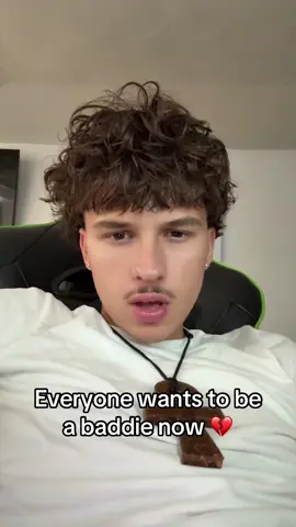 Everyone wants to be a baddie now 🤦‍♂️#fyp #bloodyylive #streamer #trending #funny 