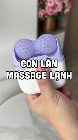 Con lăn massage mặt đá lạnh 