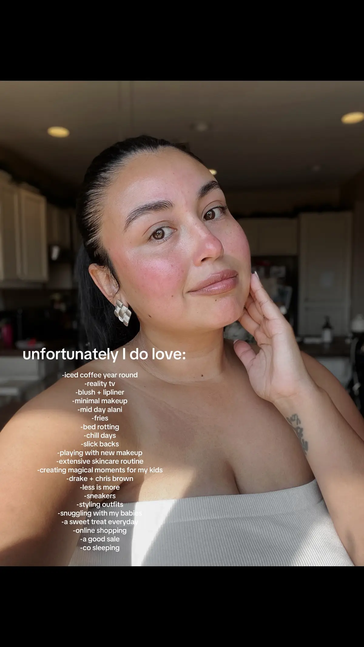 a little about me 🤭 #sahm#trending#unfortunatelyidolove#aboutme#MomsofTikTok  